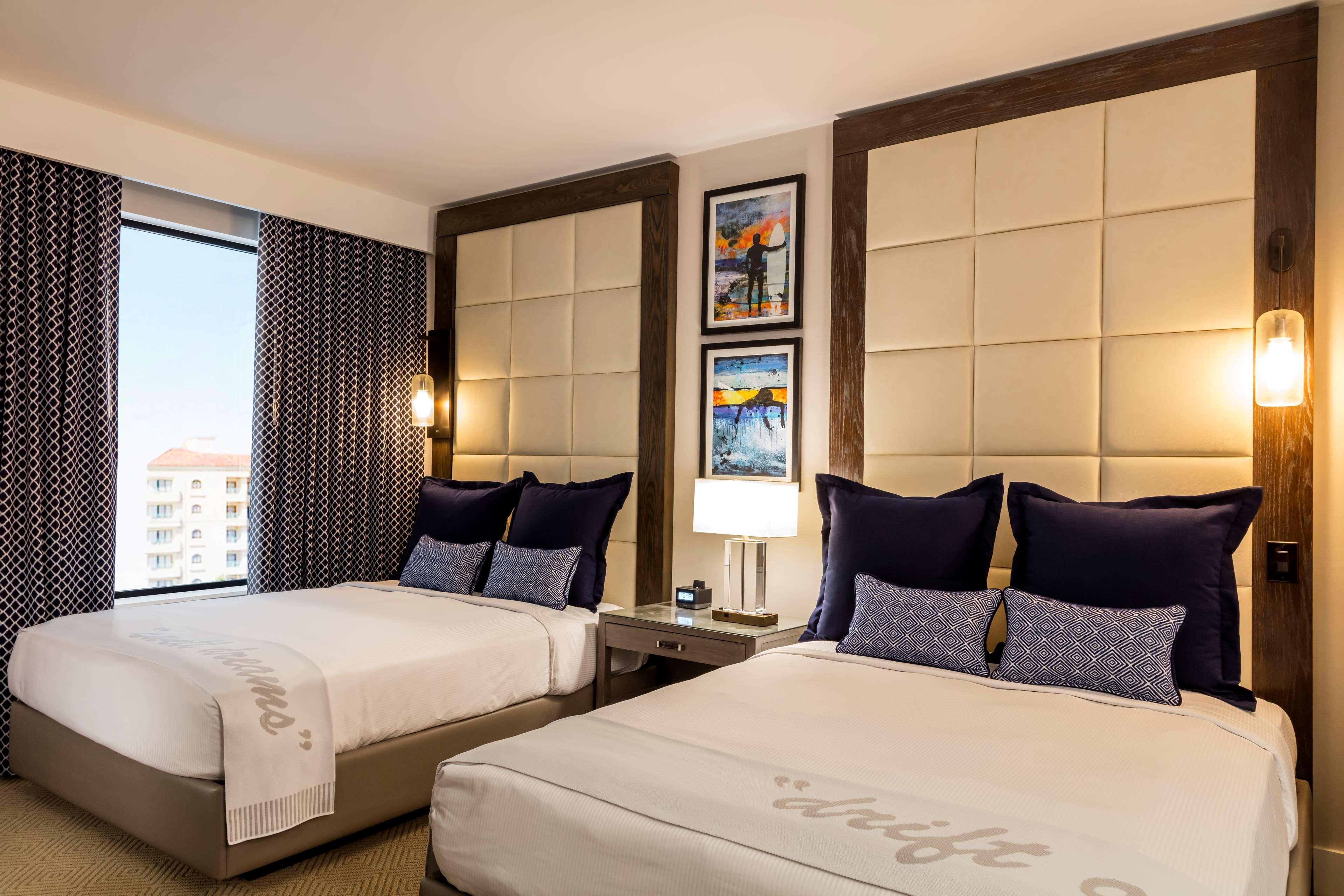 The Waterfront Resort, A Hilton Resort