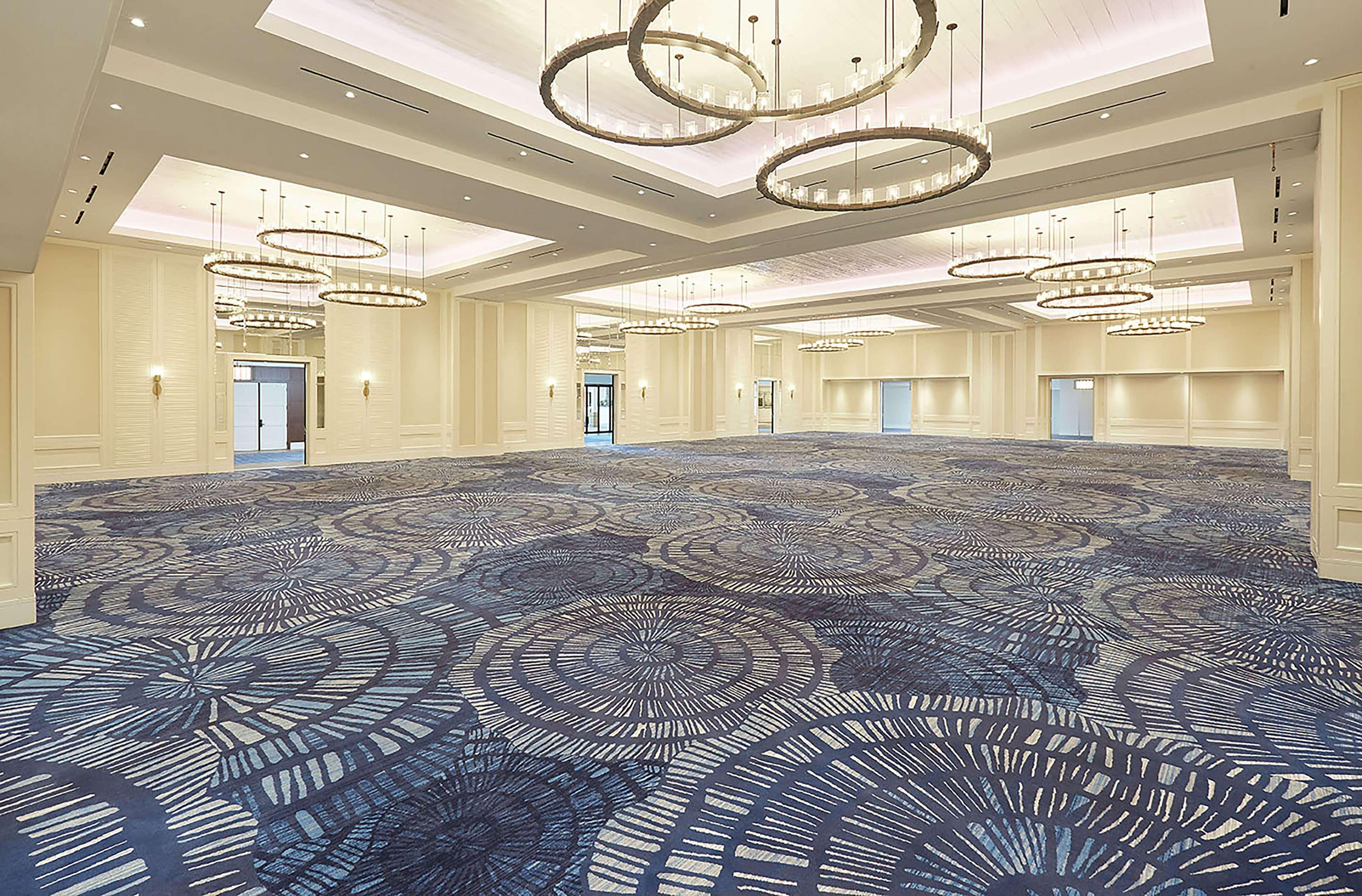 The Waterfront Resort, A Hilton Resort 4*