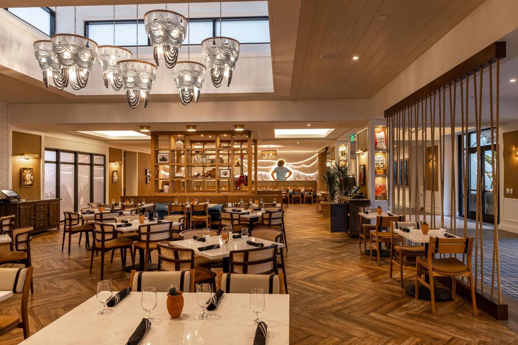 The Waterfront Resort, A Hilton Huntington Beach